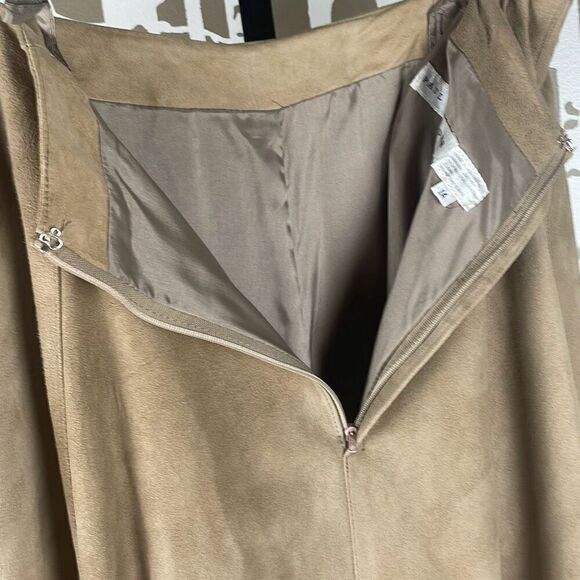 Genuine Suede Leather Maxi Skirt w Lace Hem 14 - Picture 5 of 15